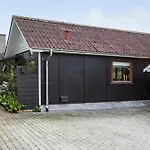 3 Bedroom Beautiful In Holiday home Asperup