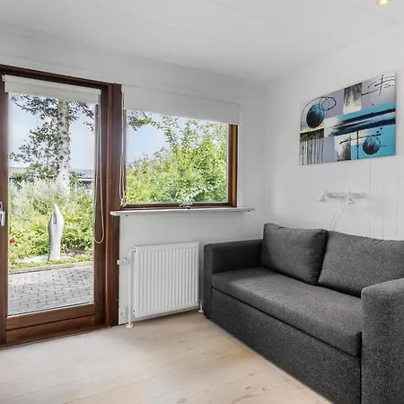 3 Bedroom Beautiful In Holiday home *